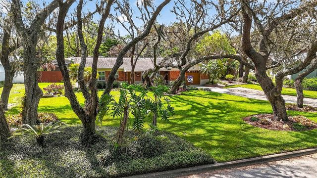 212 S LOCKMOOR AVENUE, Temple Terrace, FL 33617