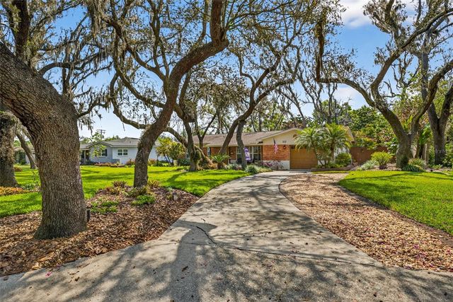 212 S LOCKMOOR AVENUE, Temple Terrace, FL 33617