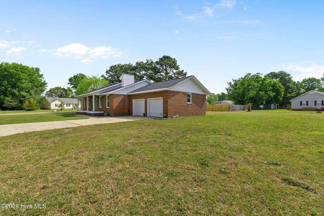 201 Wyatt Drive, Goldsboro, NC 27534