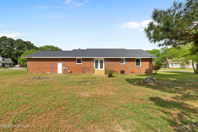201 Wyatt Drive, Goldsboro, NC 27534