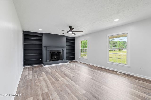 201 Wyatt Drive, Goldsboro, NC 27534