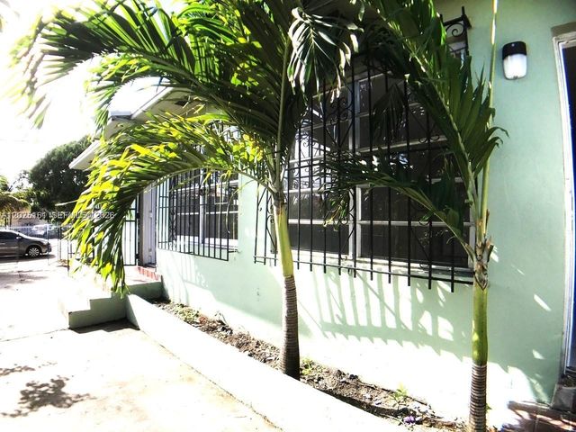 1321 NW 28th Street, Miami, FL 33142