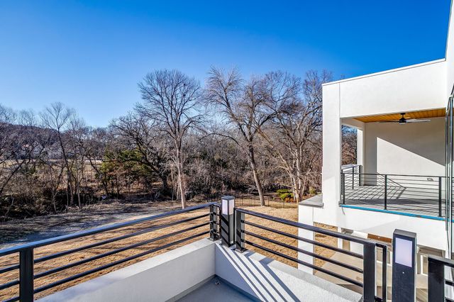 1815 magic valley Lane, Cedar Hill, TX 75104