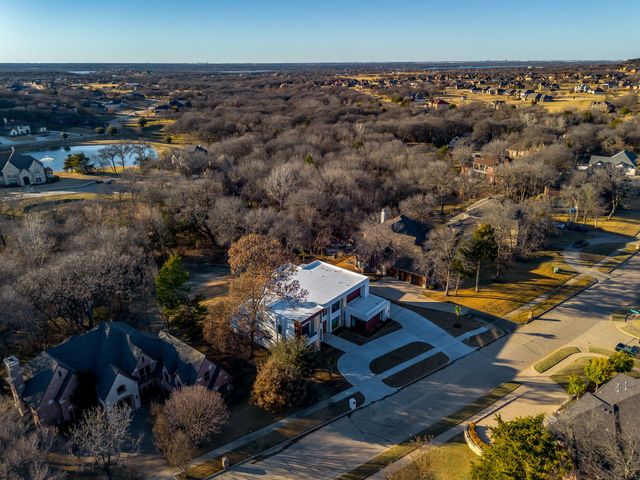 1815 magic valley Lane, Cedar Hill, TX 75104