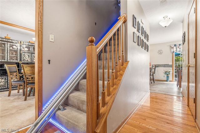 803 Collins Pond Drive, Ravenna, OH 44266