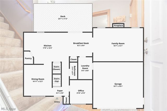 803 Collins Pond Drive, Ravenna, OH 44266
