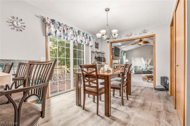 803 Collins Pond Drive, Ravenna, OH 44266