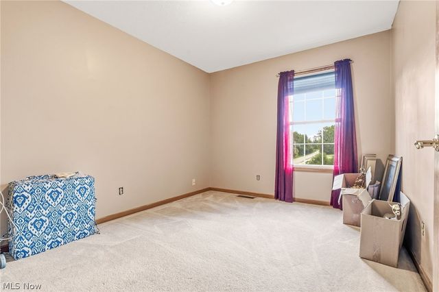 803 Collins Pond Drive, Ravenna, OH 44266