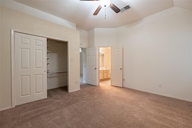 1504 Parkwood DR, Leander, TX 78641