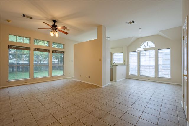 1504 Parkwood DR, Leander, TX 78641