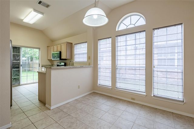 1504 Parkwood DR, Leander, TX 78641