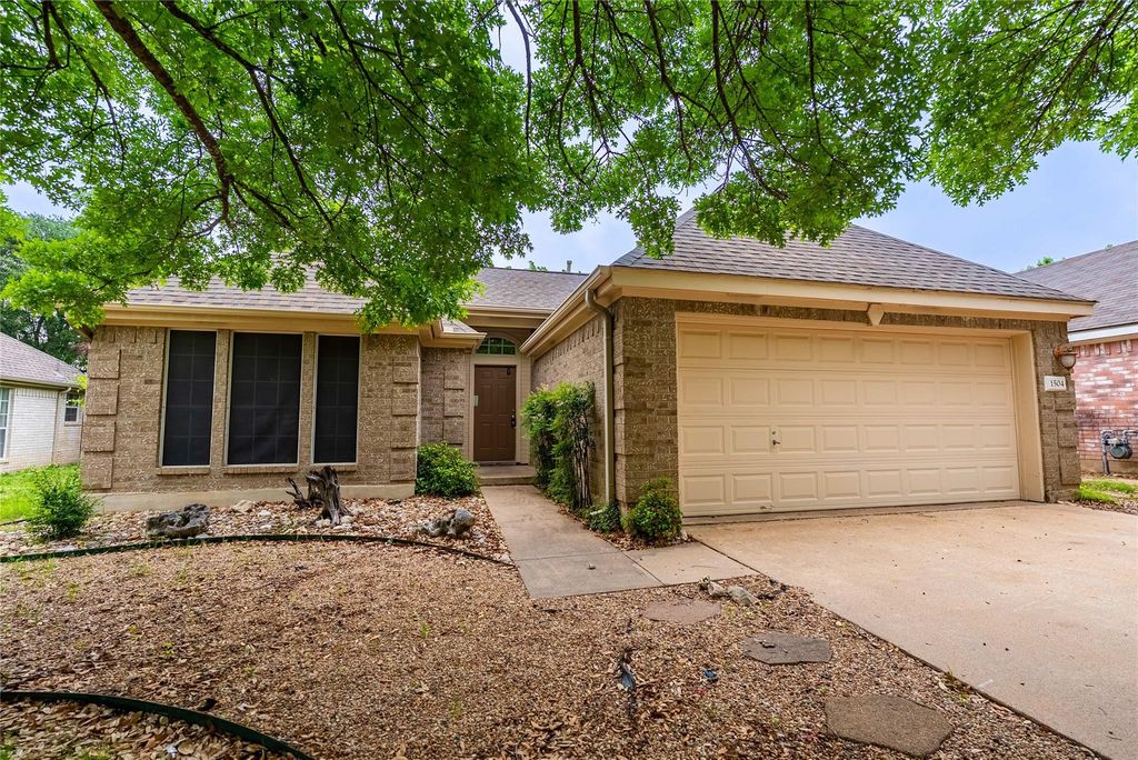 1504 Parkwood DR, Leander, TX 78641