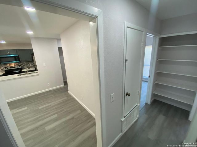 5526 Ghost Hawk, San Antonio, TX 78242