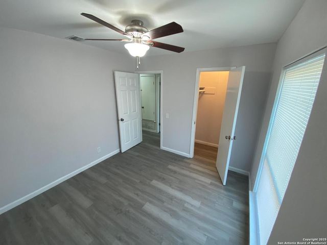 5526 Ghost Hawk, San Antonio, TX 78242