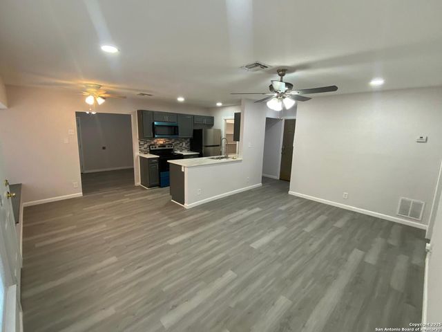 5526 Ghost Hawk, San Antonio, TX 78242