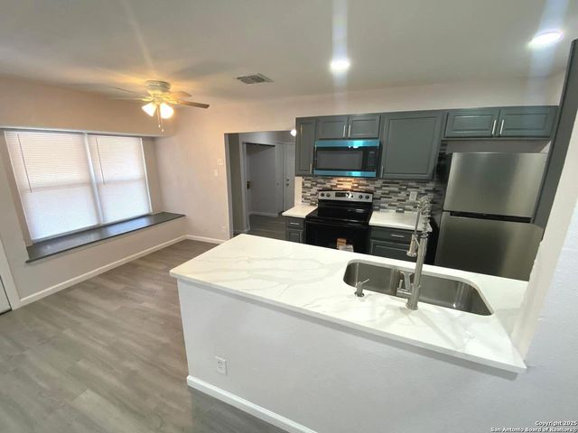 5526 Ghost Hawk, San Antonio, TX 78242