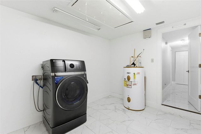 212 W 131ST AVENUE, Tampa, FL 33612