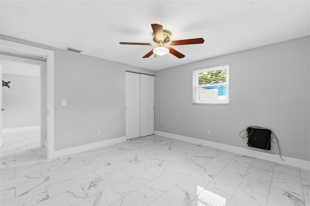 212 W 131ST AVENUE, Tampa, FL 33612