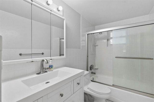 212 W 131ST AVENUE, Tampa, FL 33612