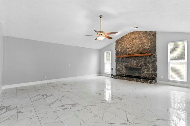 212 W 131ST AVENUE, Tampa, FL 33612