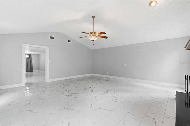 212 W 131ST AVENUE, Tampa, FL 33612