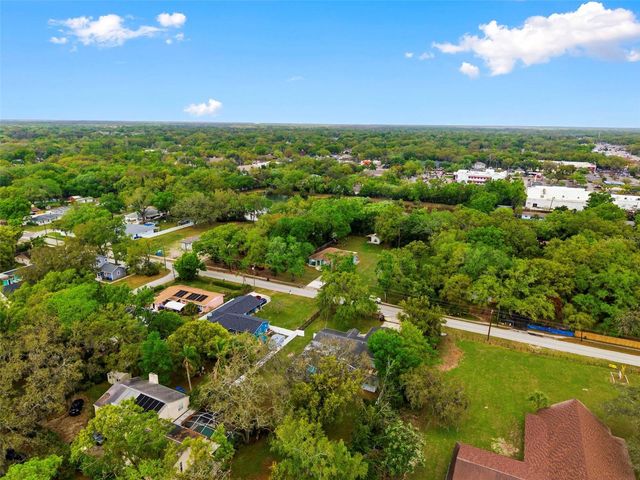 212 W 131ST AVENUE, Tampa, FL 33612