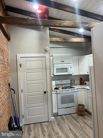 18 W LIBERTY ST, Lancaster, PA 17603