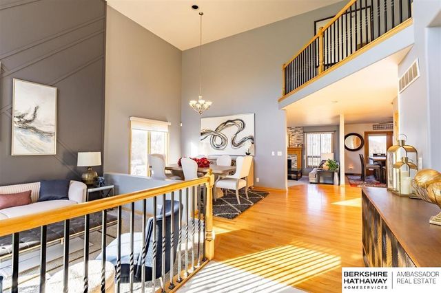 5002 Young Street, Omaha, NE 68152