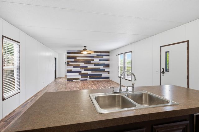 13422 W 6th Street, Santa Fe, TX 77510