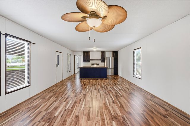 13422 W 6th Street, Santa Fe, TX 77510