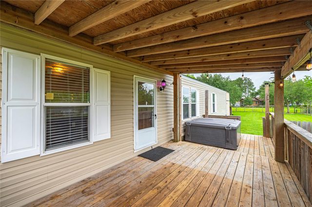 13422 W 6th Street, Santa Fe, TX 77510