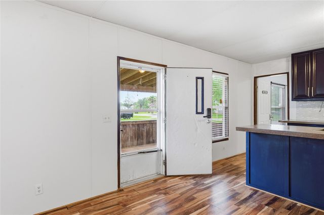 13422 W 6th Street, Santa Fe, TX 77510