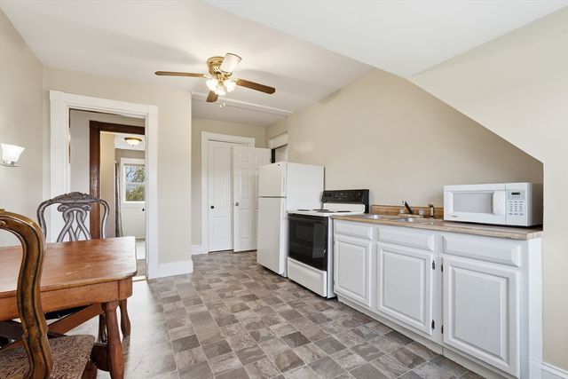 270 Maple St, Springfield, MA 01105