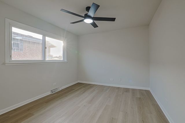 371 Bensley Avenue, Calumet City, IL 60409