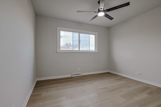 371 Bensley Avenue, Calumet City, IL 60409