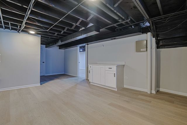 371 Bensley Avenue, Calumet City, IL 60409