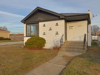 371 Bensley Avenue, Calumet City, IL 60409