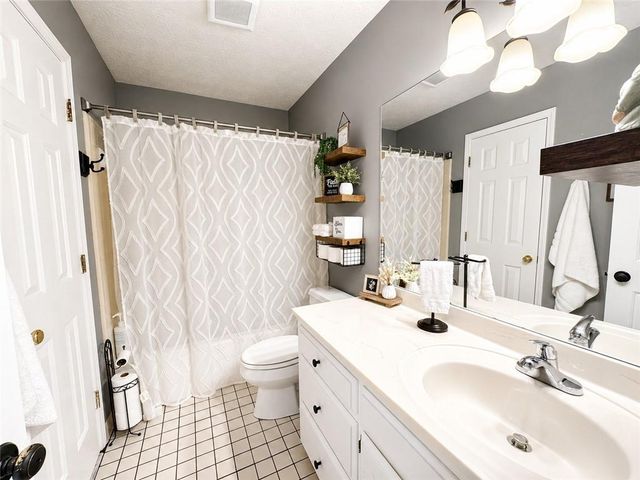 2472 Chimney Top Lane, Snellville, GA 30078