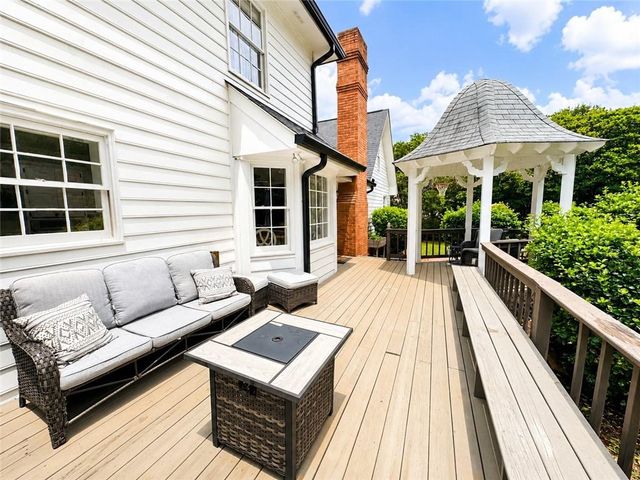 2472 Chimney Top Lane, Snellville, GA 30078