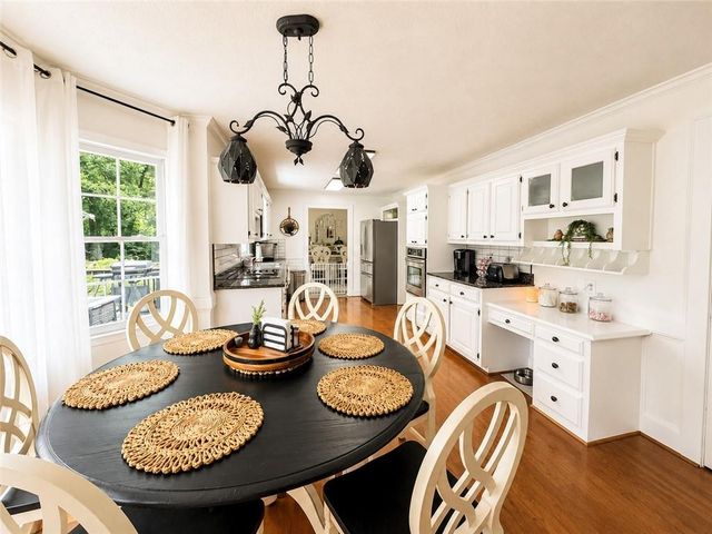 2472 Chimney Top Lane, Snellville, GA 30078