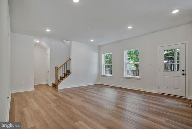 1225 JUNIPER ST, Shady Side, MD 20764