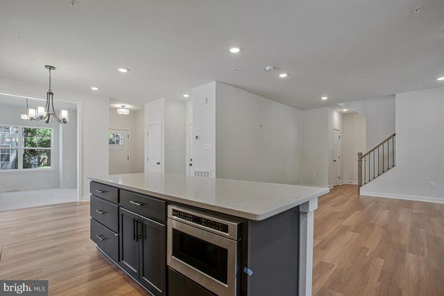 1225 JUNIPER ST, Shady Side, MD 20764