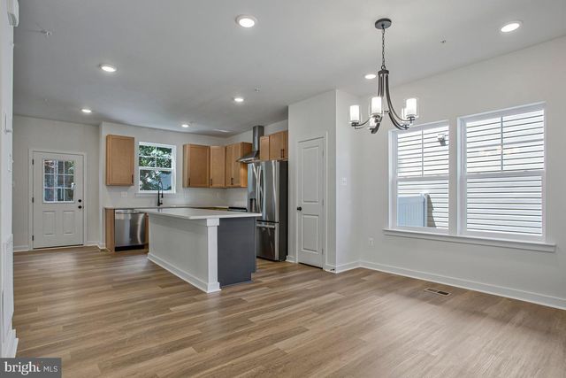 1225 JUNIPER ST, Shady Side, MD 20764