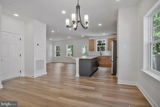 1225 JUNIPER ST, Shady Side, MD 20764