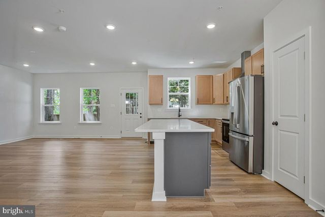 1225 JUNIPER ST, Shady Side, MD 20764