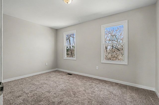 275 Grantland Drive, Dry Ridge, KY 41035