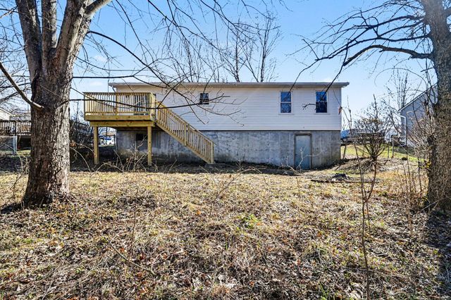 275 Grantland Drive, Dry Ridge, KY 41035