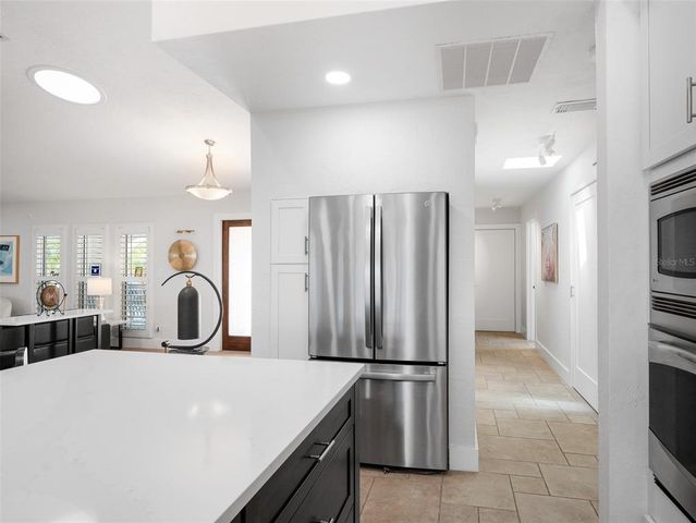 1601 S RIVERSIDE DRIVE, Edgewater, FL 32132