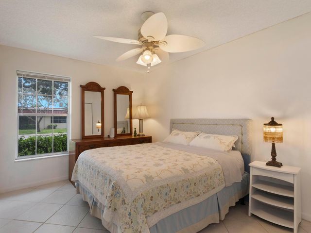 857 Worcester Lane B, Lake Worth, FL 33467