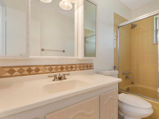 857 Worcester Lane B, Lake Worth, FL 33467